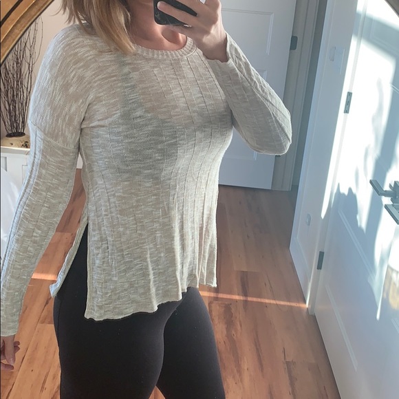 3pc Sweater Bundle - Picture 3 of 8